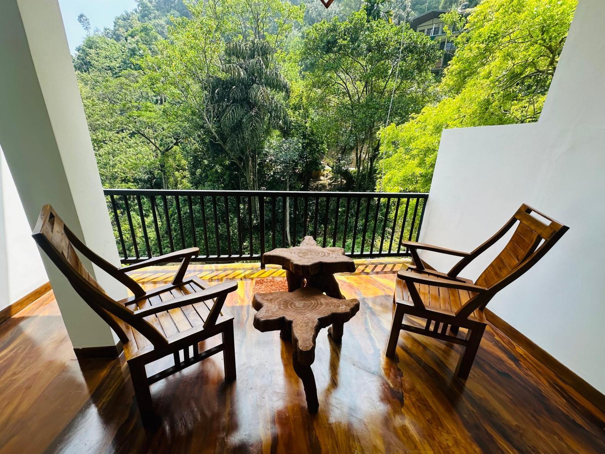 River Splendour Home Stay エッラ エクステリア 写真