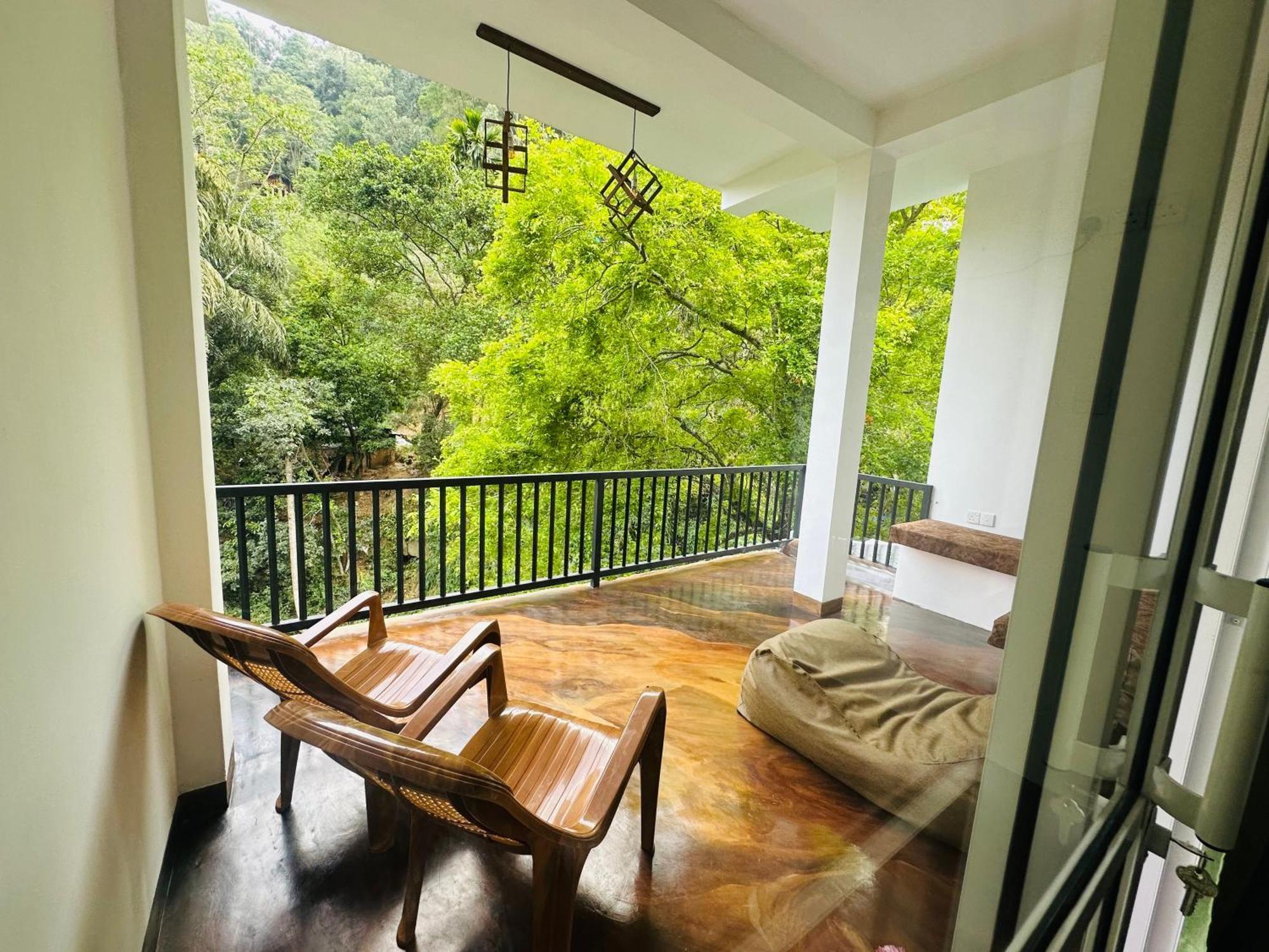 River Splendour Home Stay エッラ エクステリア 写真