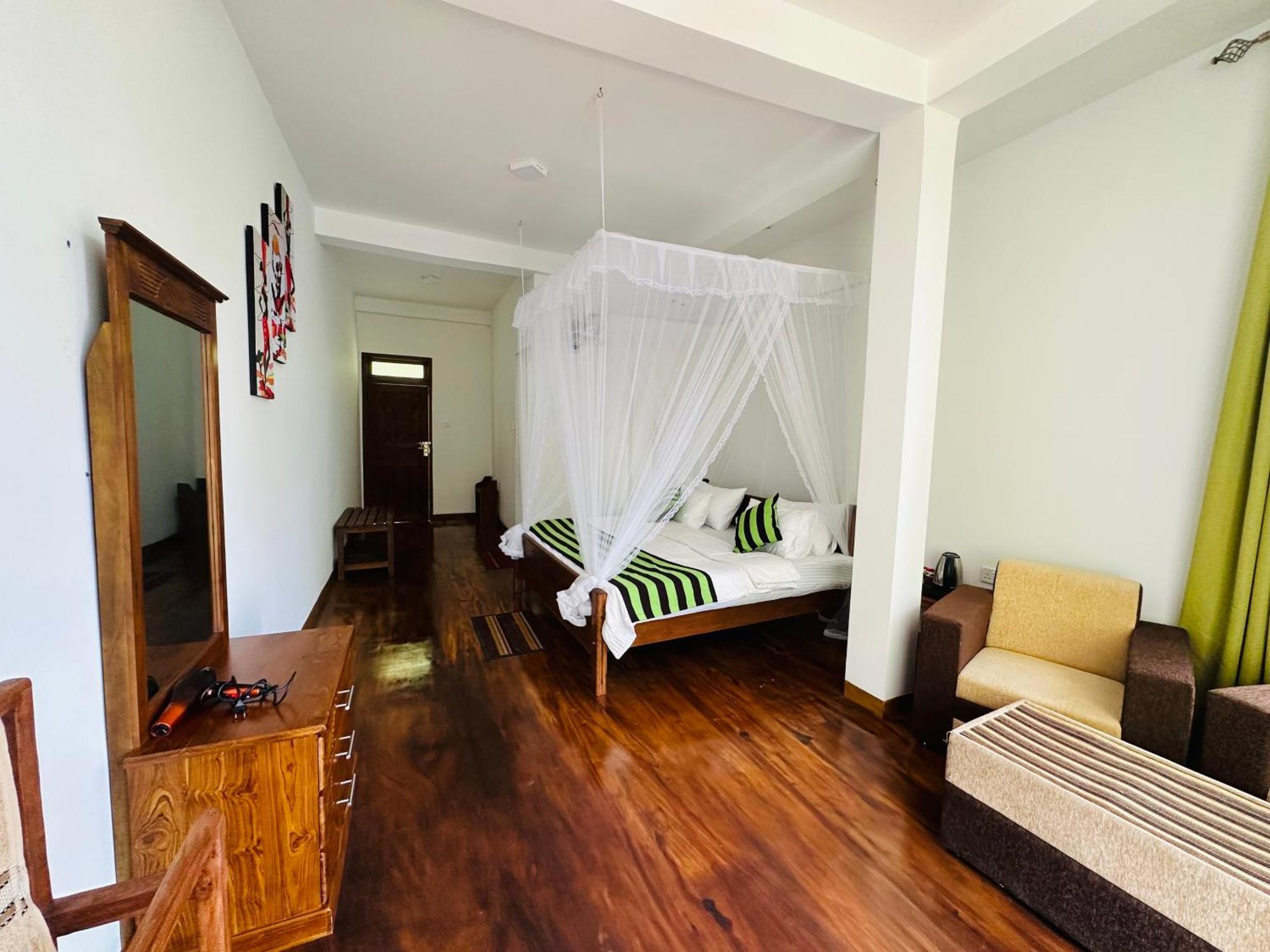 River Splendour Home Stay エッラ エクステリア 写真